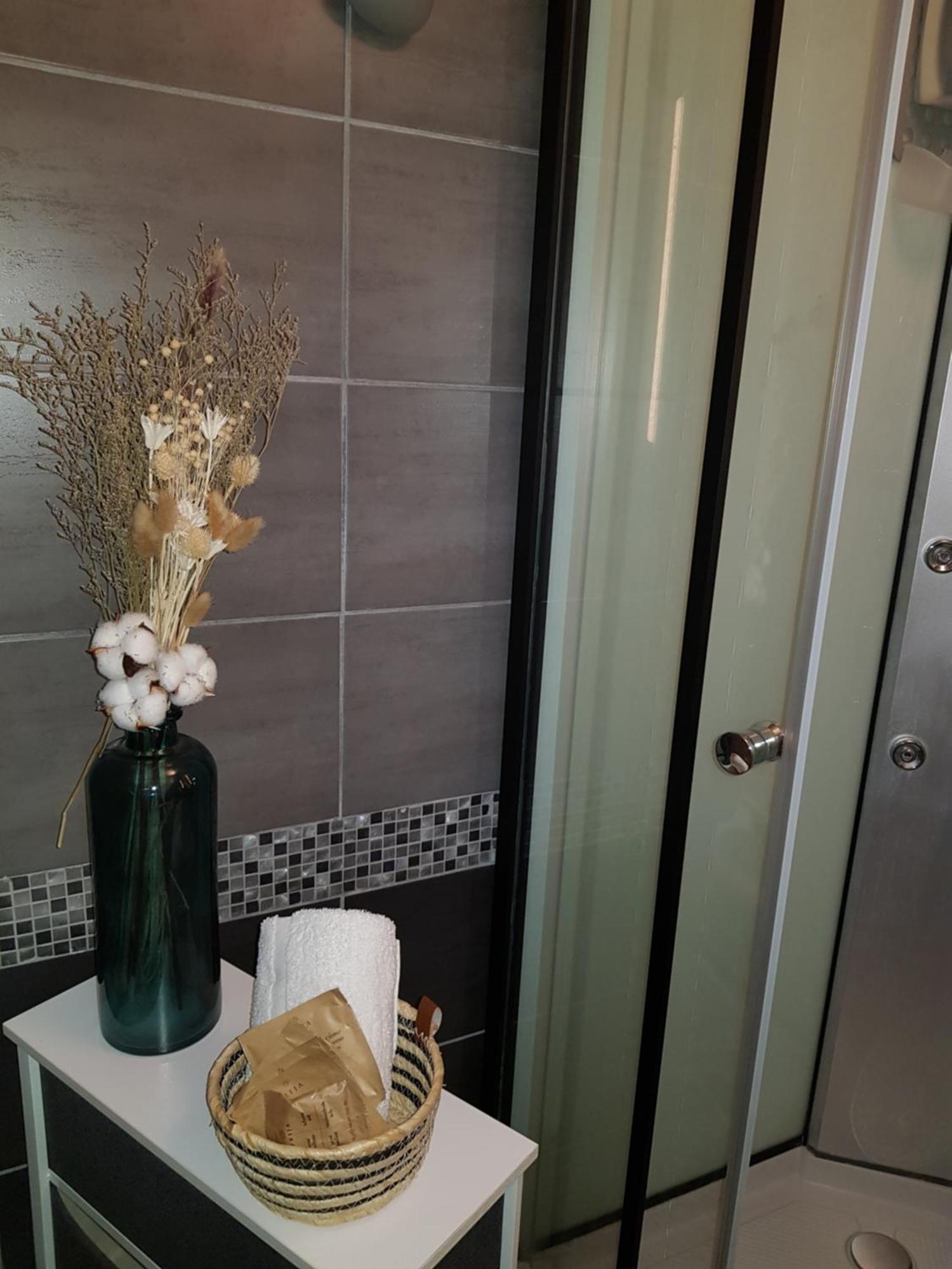 Herm'S Petite Maison Atypique Et Cour Privative - Avenue Du Marche - Ideal Couple Ou Jeunes Parents Cabourg Eksteriør bilde